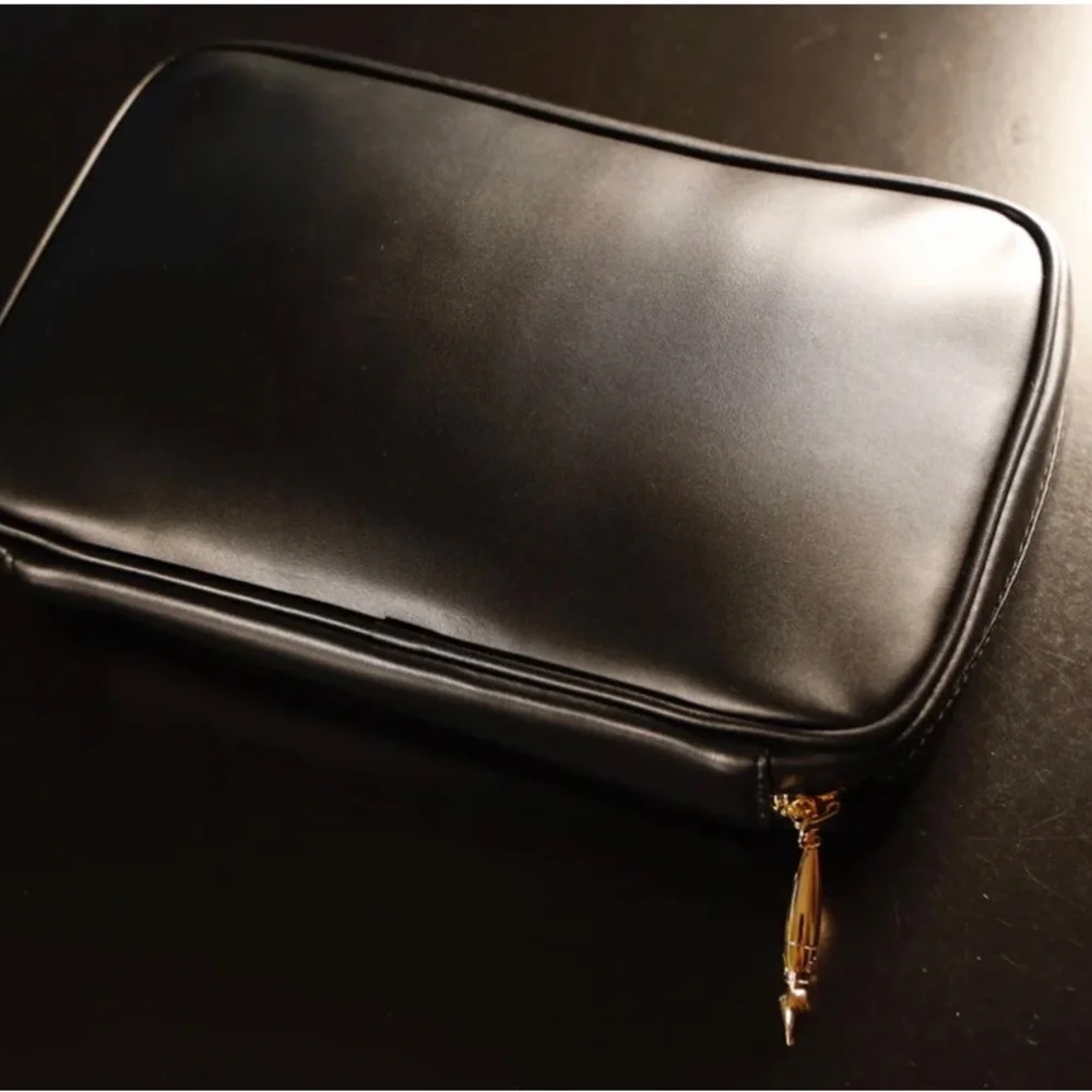 New Black Makeup Brush Travel Case / Holder